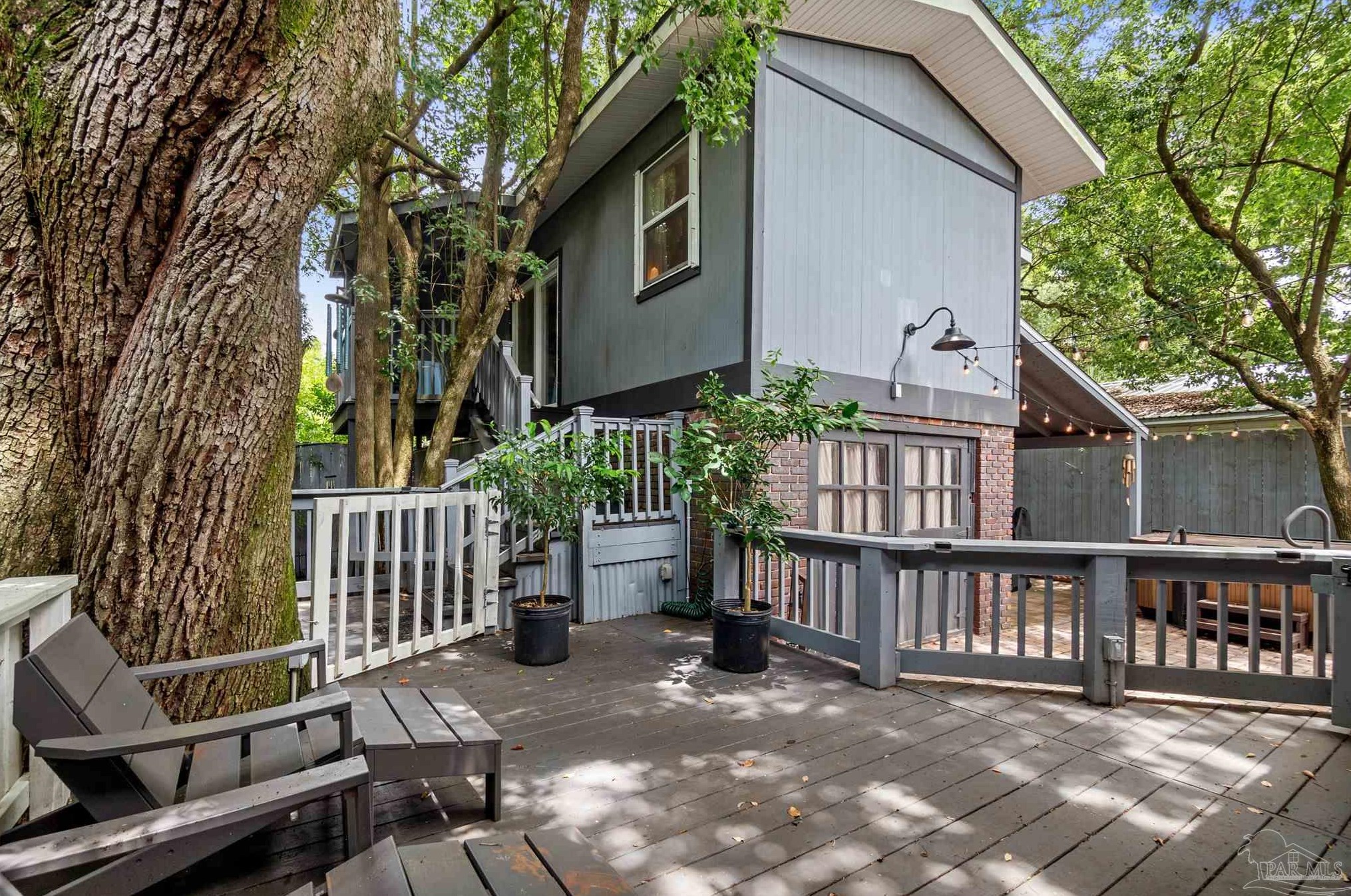 1020 Brainerd St, Pensacola FL  32501-2523 exterior