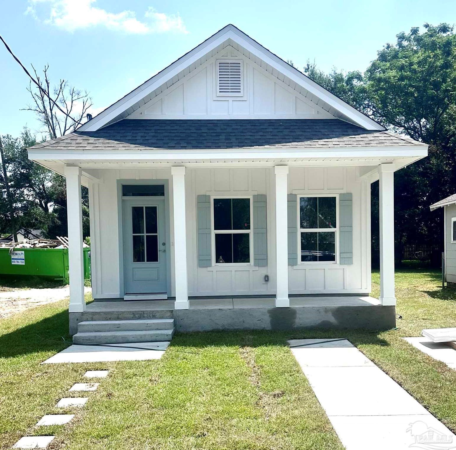 1918 Dr Martin Luther King Jr Dr, Pensacola, FL 32503