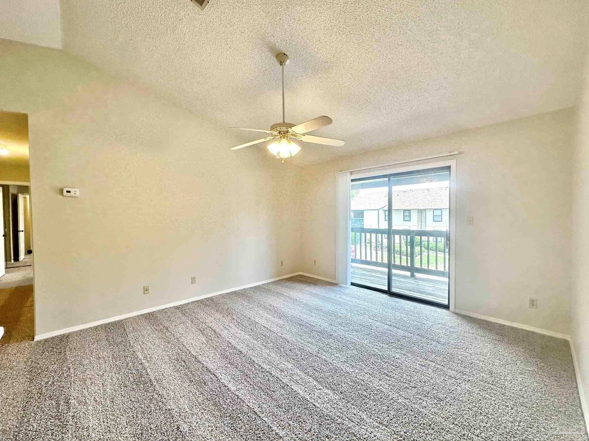 2299 Scenic Hwy #r8, Pensacola, FL 32503