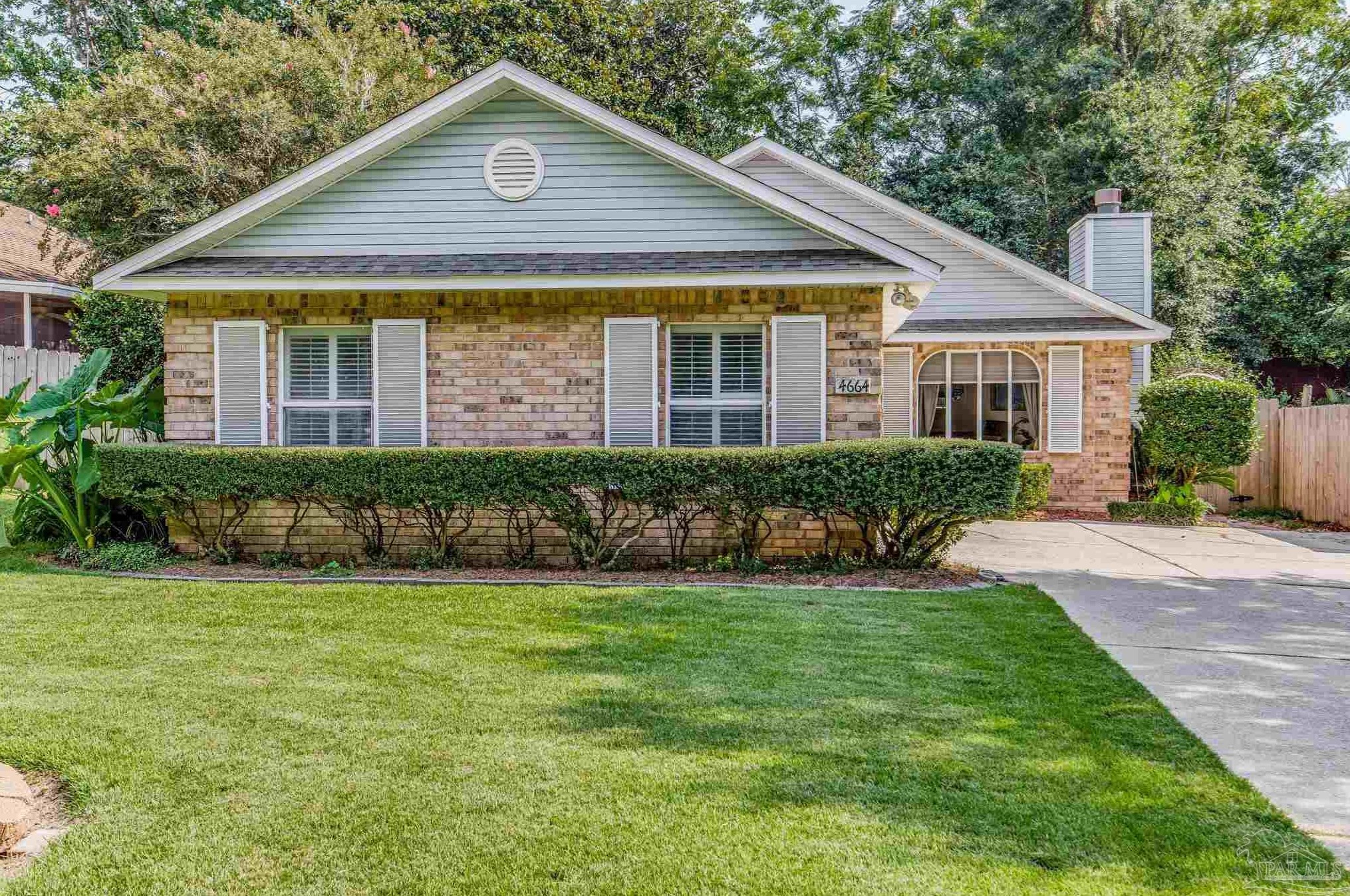 4664 Baybrook Dr, Pensacola, FL 32514