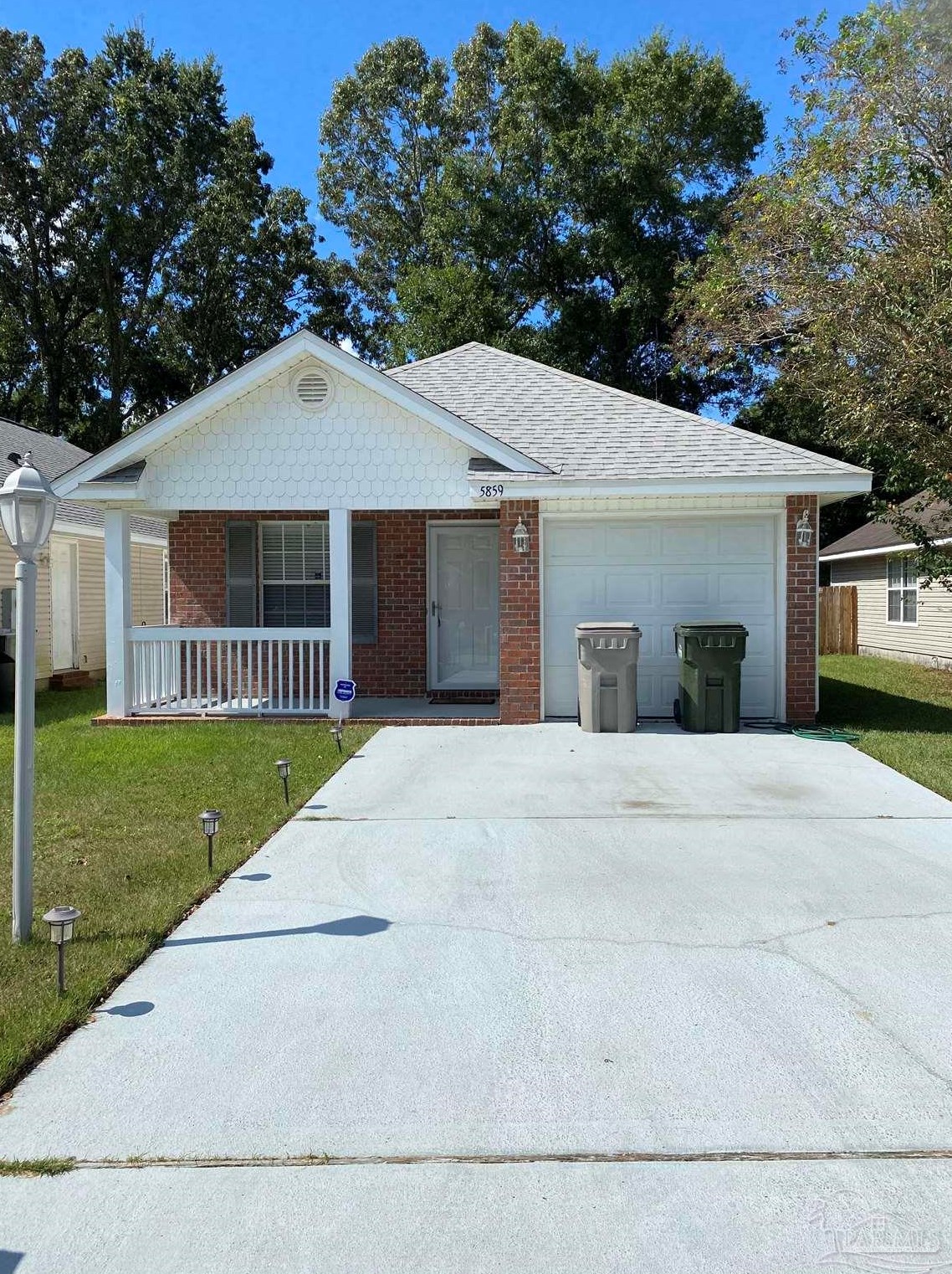 5859 Last Big Tree Ln, Pensacola FL  32505-2235 exterior