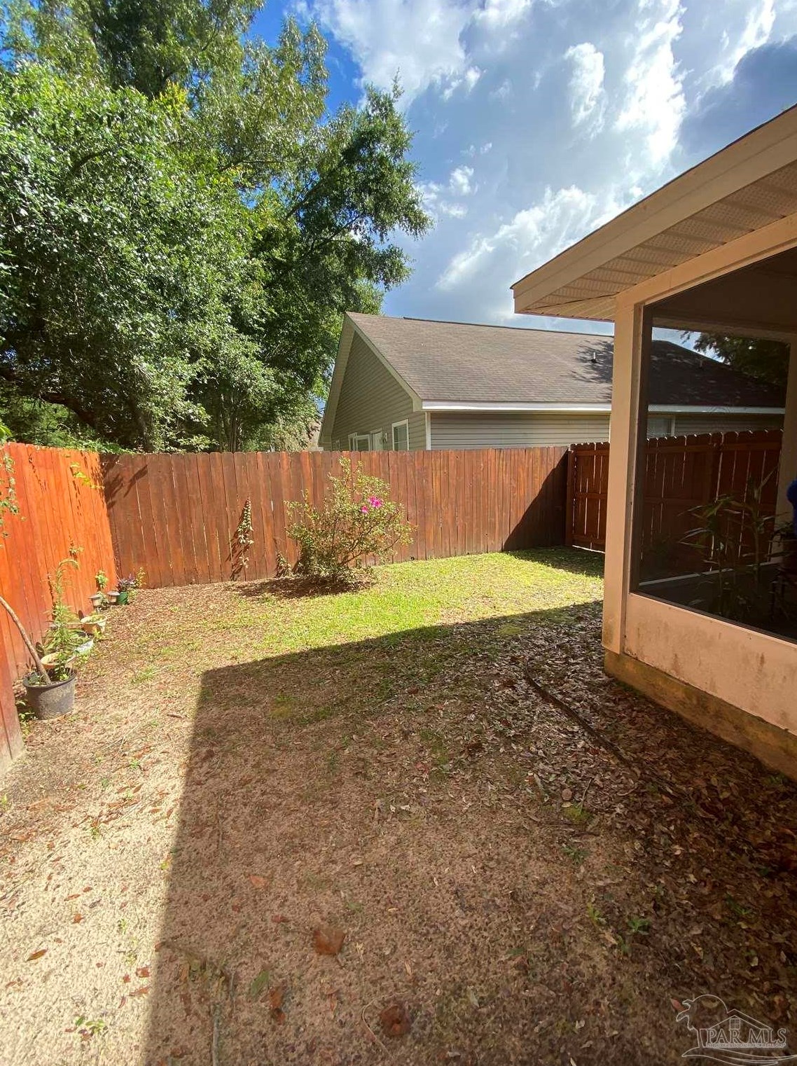 5859 Last Big Tree Ln, Pensacola FL  32505-2235 exterior