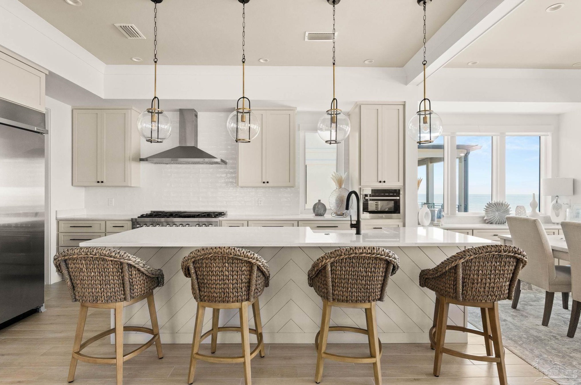 14009 Perdido Ky Dr, Pensacola FL 32507-9302 exterior