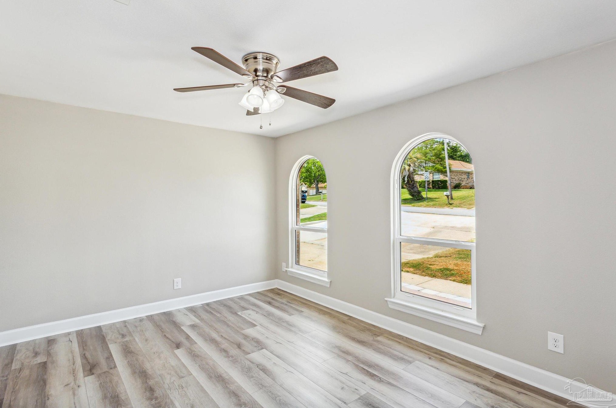 8205 Fathom Rd, Pensacola, FL 32514