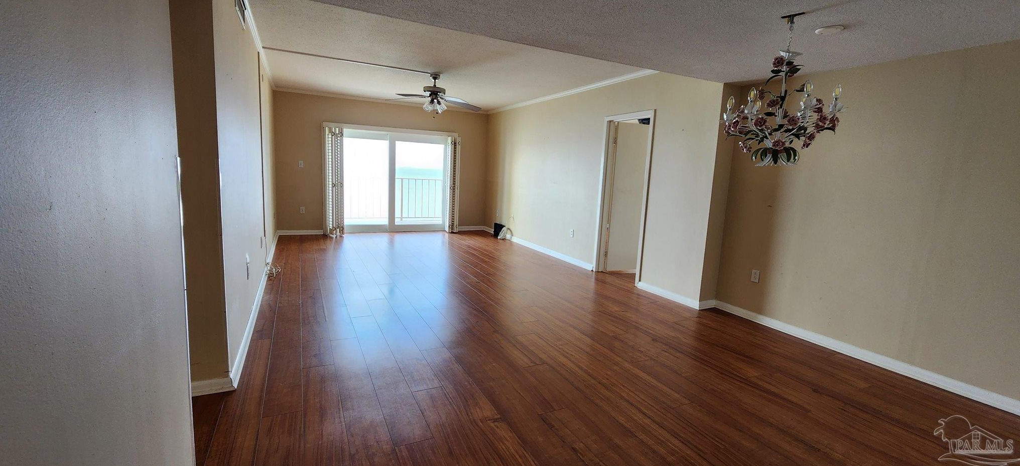 615 Bayshore Dr #402, Pensacola, FL 32507
