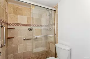 615 Bayshore Dr, Pensacola, FL 32507 - Photo 16