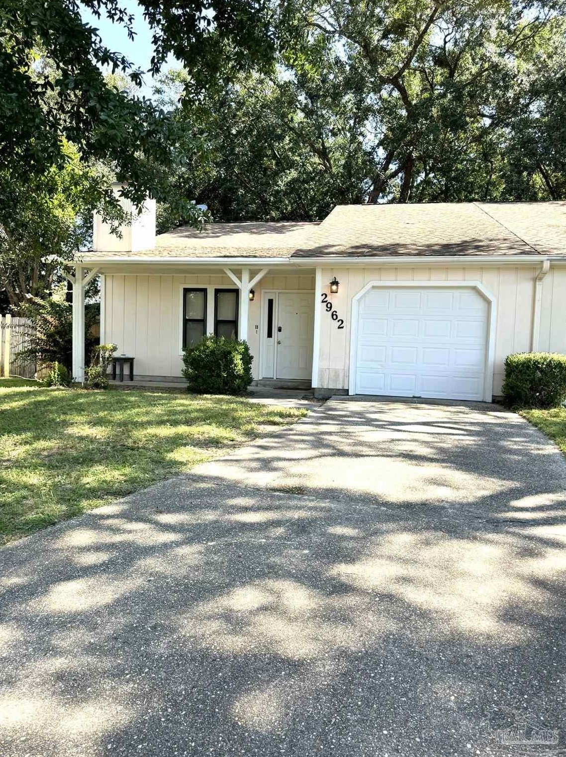 2962 Meredith Dr, Pensacola, FL 32504