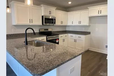 422 Kingsbridge Dr #19C, Cantonment, FL 32533 - Photo 2