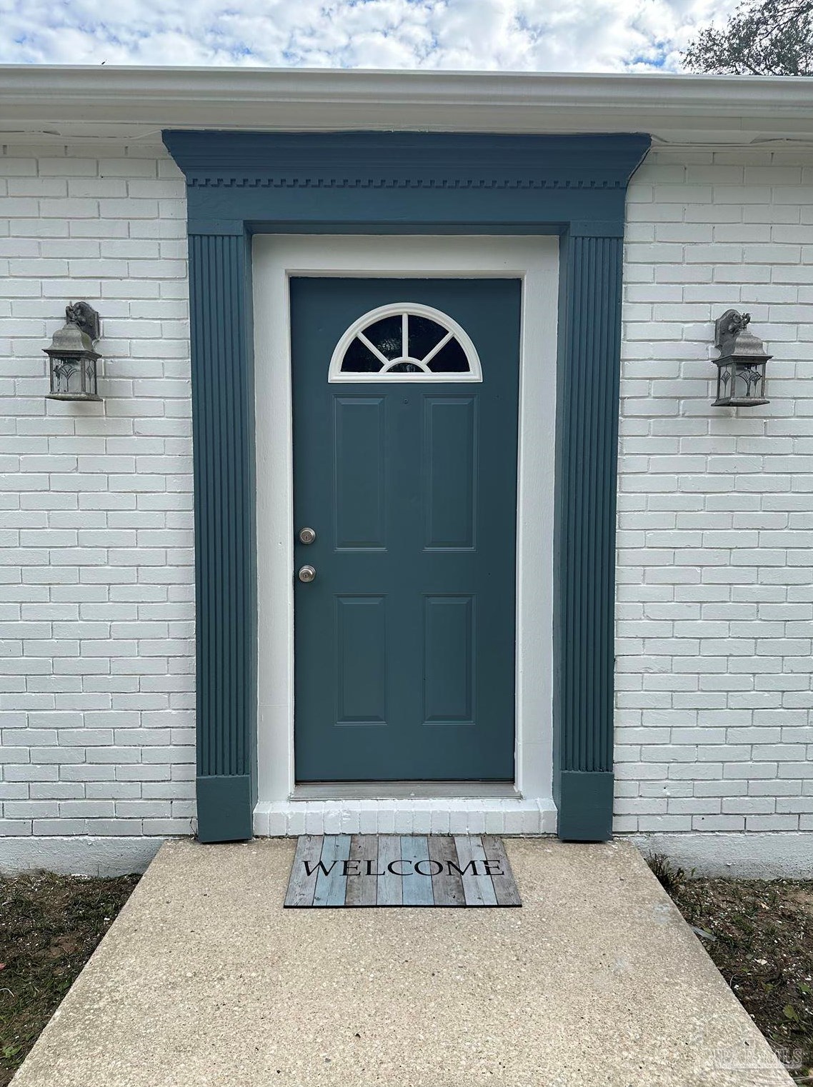 6827 Stonehenge Cir, Pensacola, FL 32506