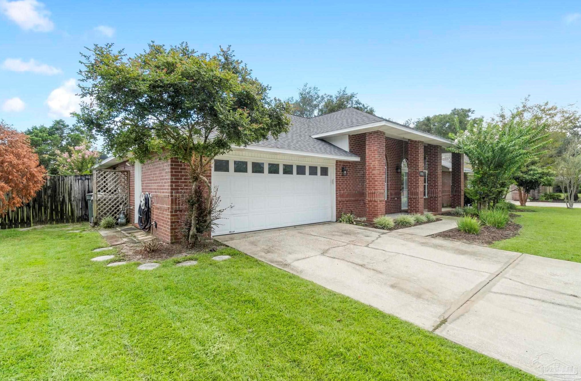 7935 Castle Pointe Way, Pensacola, FL 32506-8383