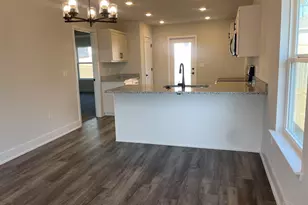 430 Kingsbridge Dr, Cantonment, FL 32533 - Photo 4