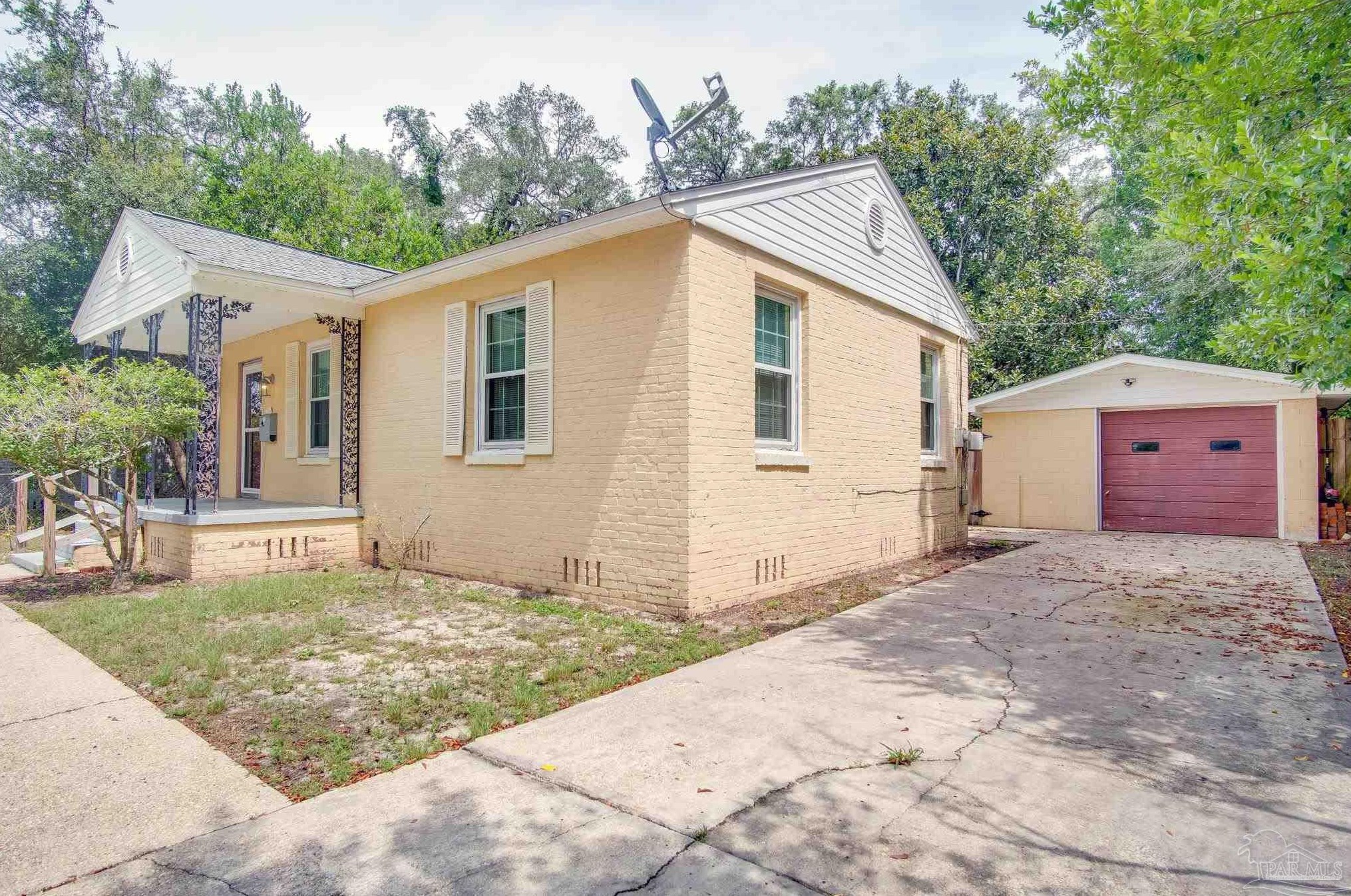 614 W Sunset Ave, Pensacola, FL 32507