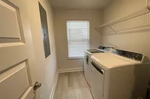 1058 Brimwood Cir, Cantonment, FL 32533 - Photo 6