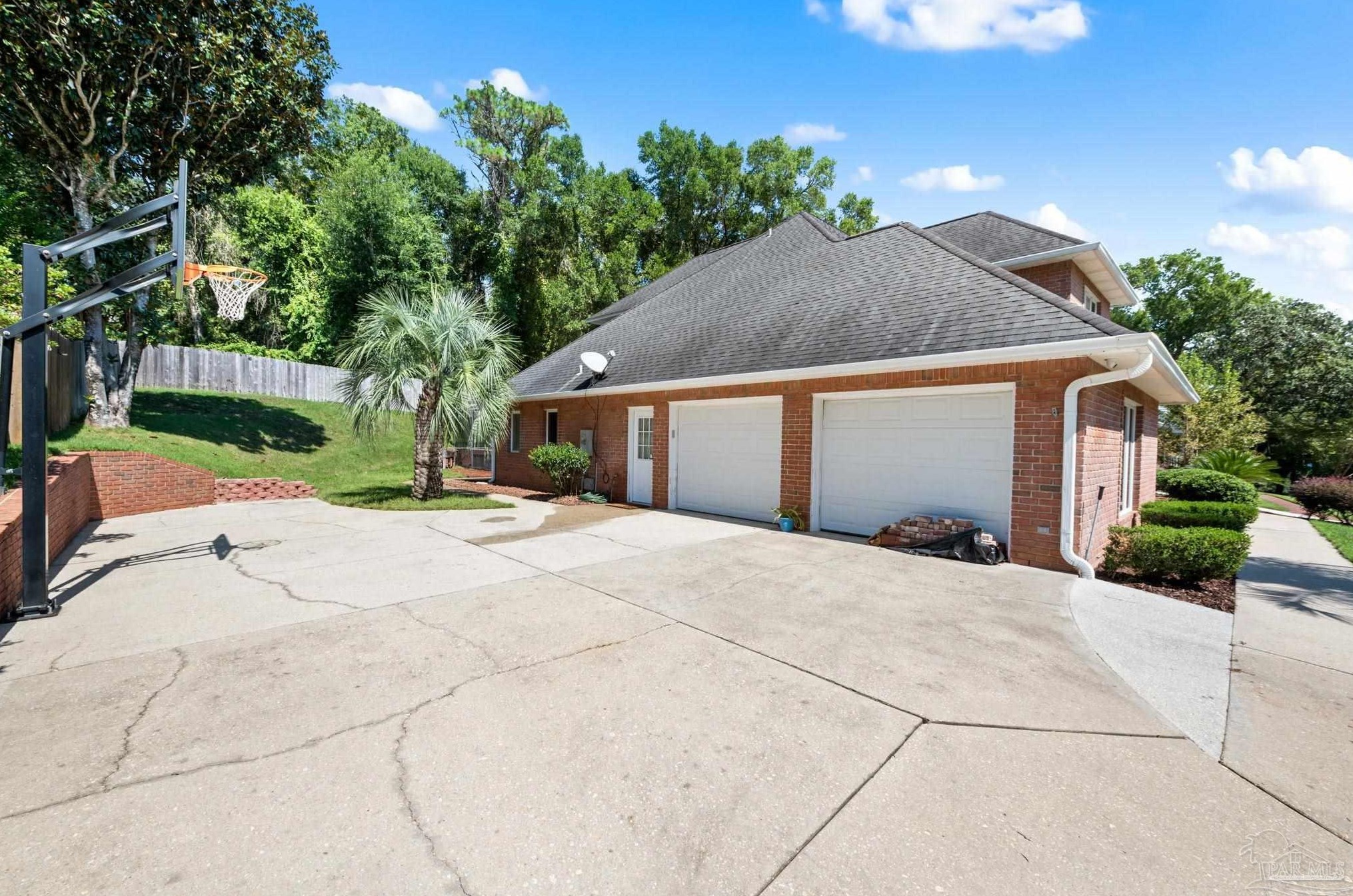 4558 Bohemia Pl, Pensacola FL  32504-8559 exterior