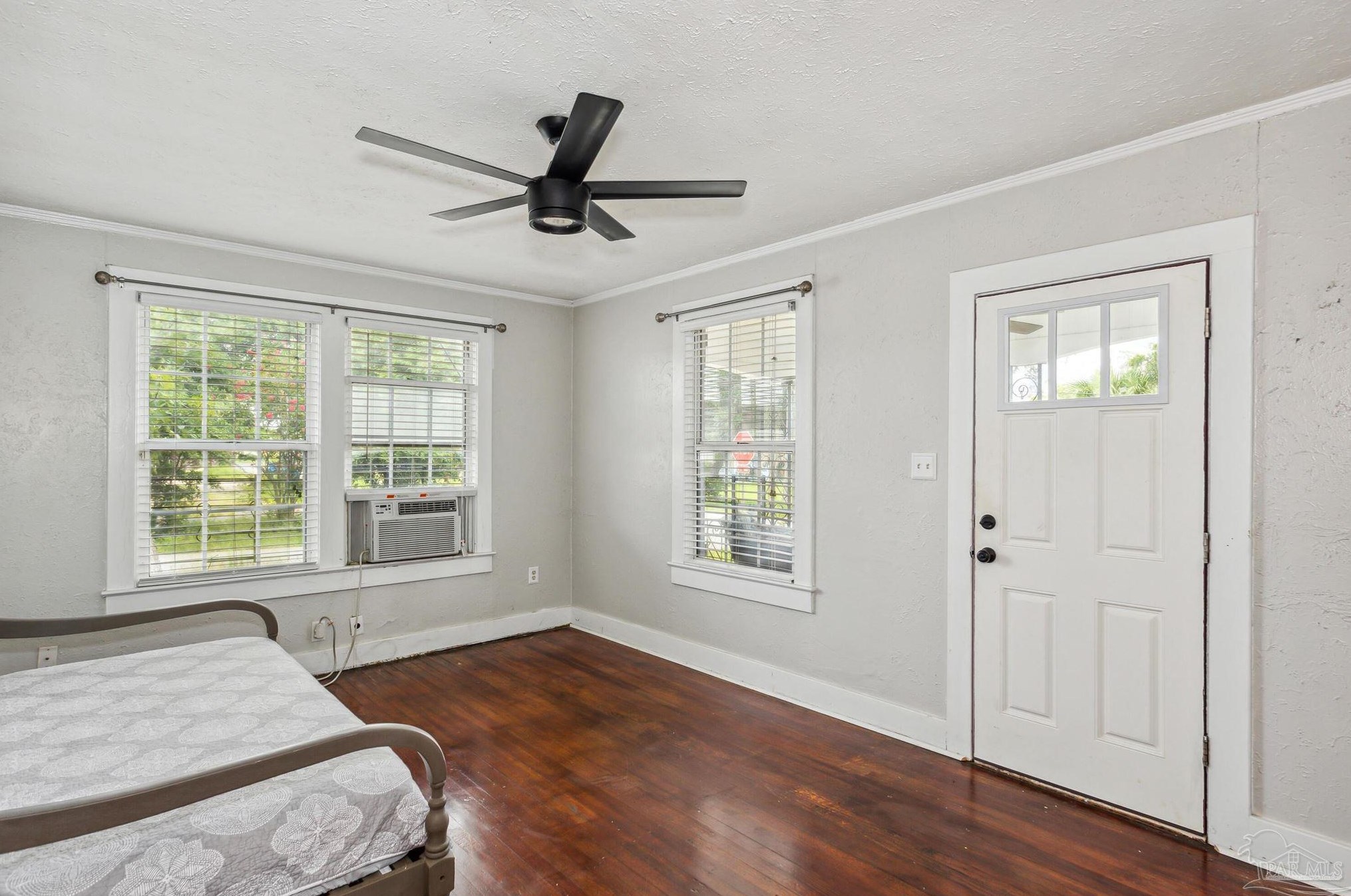 101 S 1st St, Pensacola, FL 32507