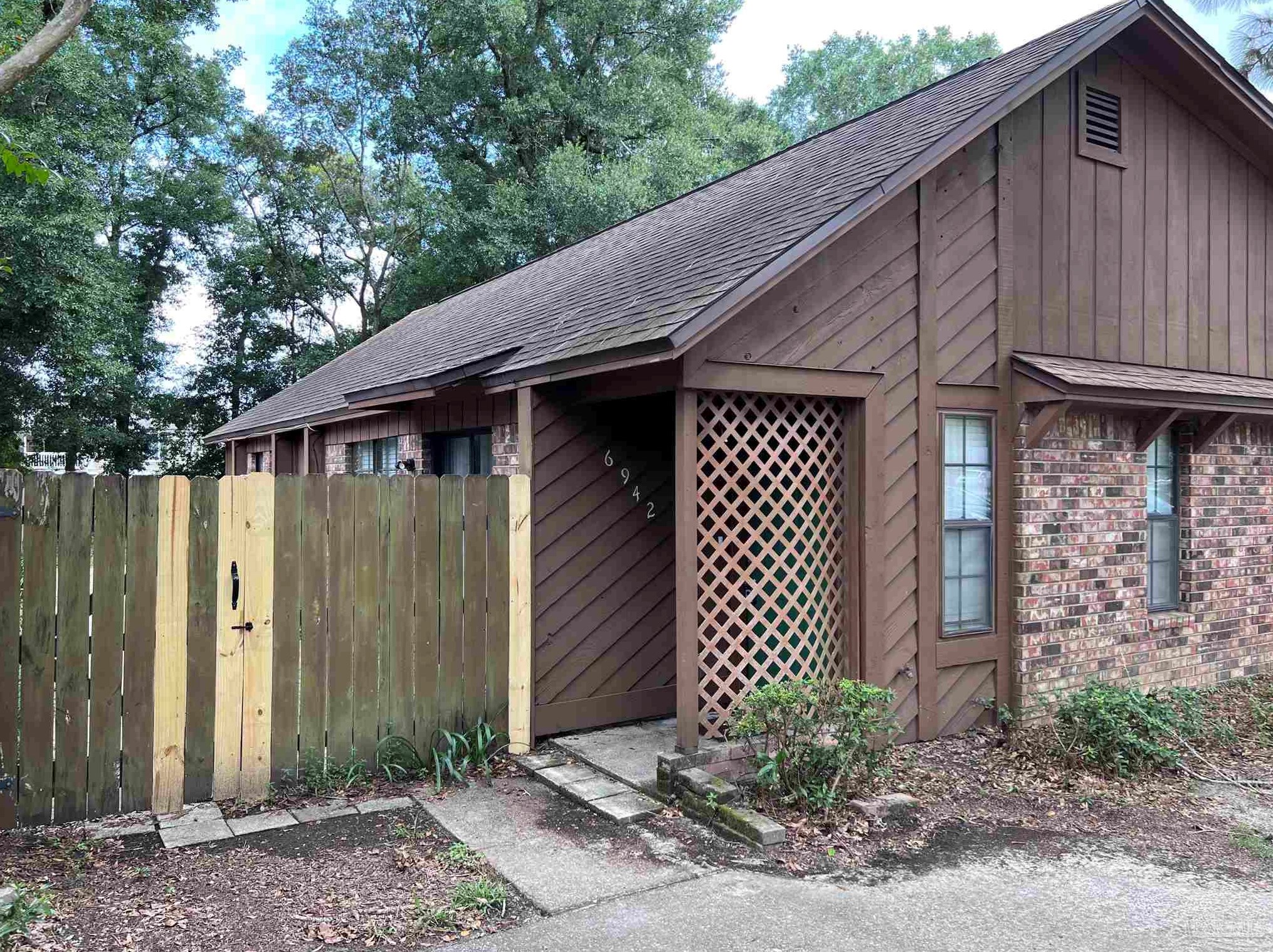 6942 Spanish Trail, Pensacola, FL 32504