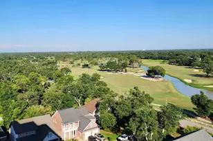 825 Bayshore Dr, Pensacola, FL 32507 - Photo 8