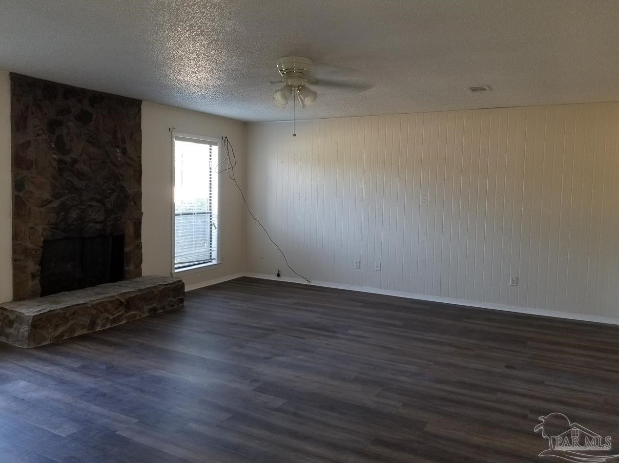 7816 Bay Meadows Cir, Pensacola, FL 32507