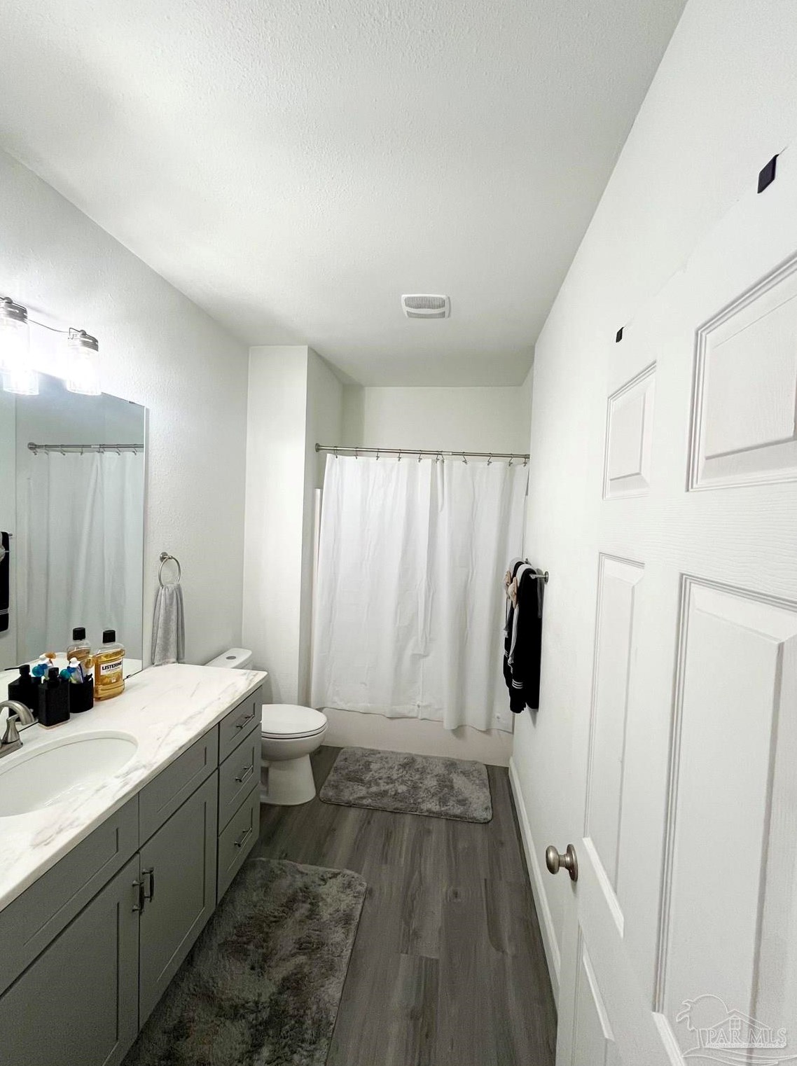 1315 Scott St, Pensacola FL 32503-1237 exterior