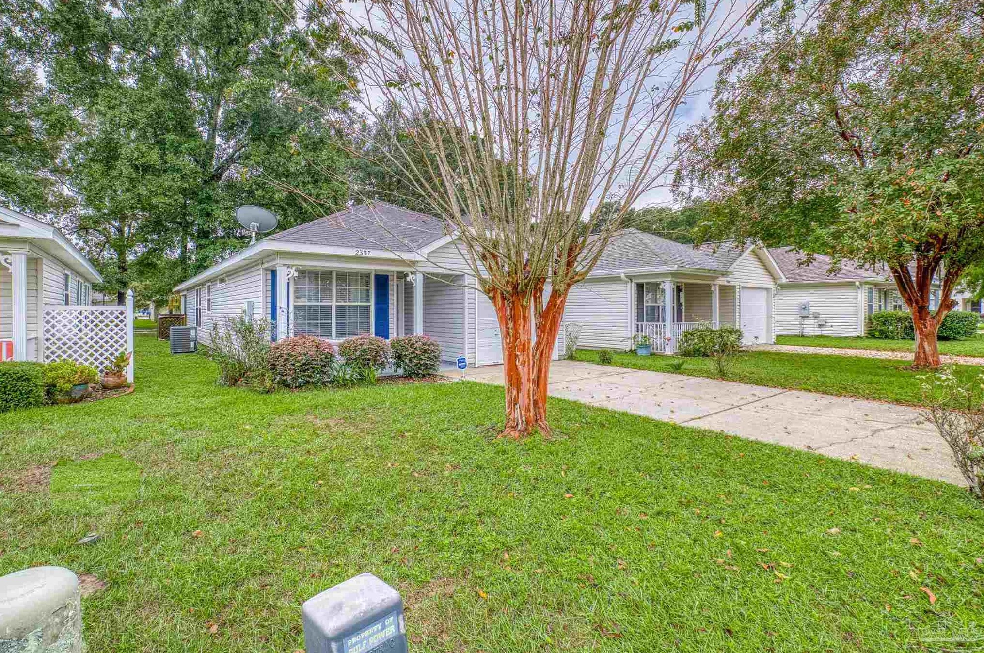 2337 Trailwood Dr, Cantonment, FL 32533-6717