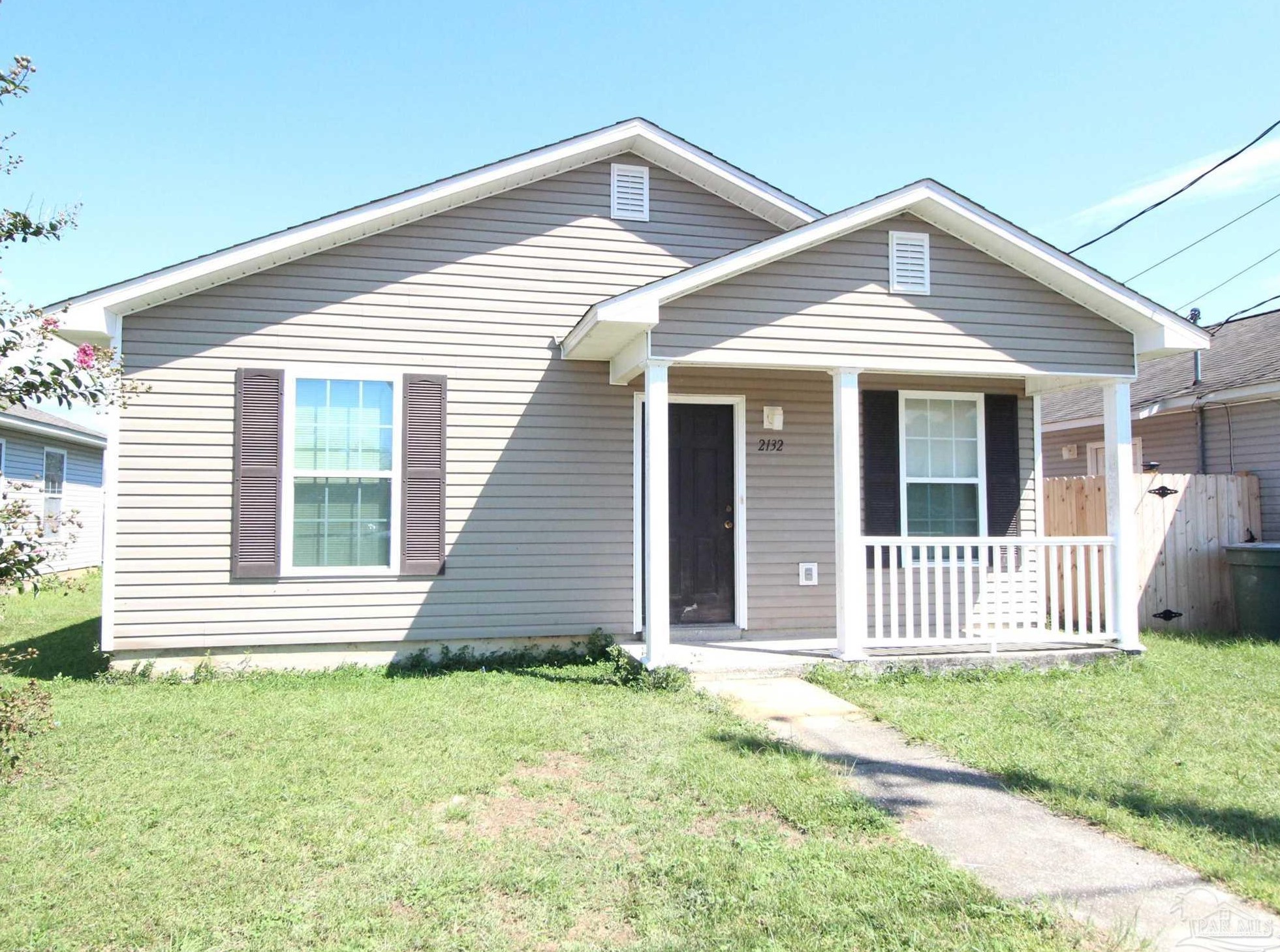 2132 Ledbetter Ln, Pensacola, FL 32507