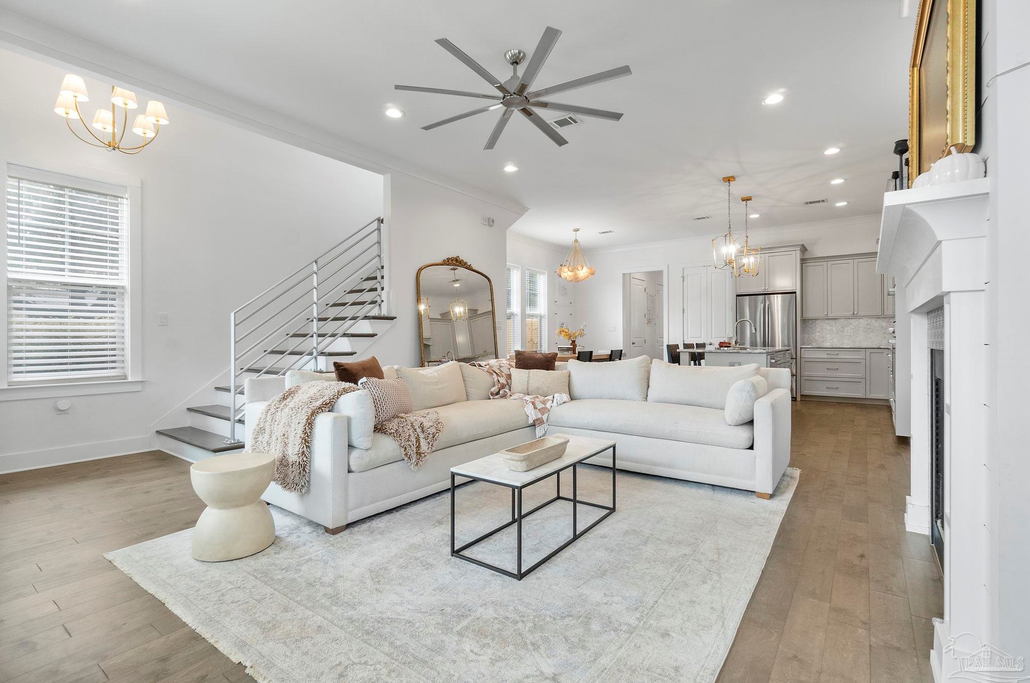 1600 Scott St, Pensacola FL 32501-1237 exterior