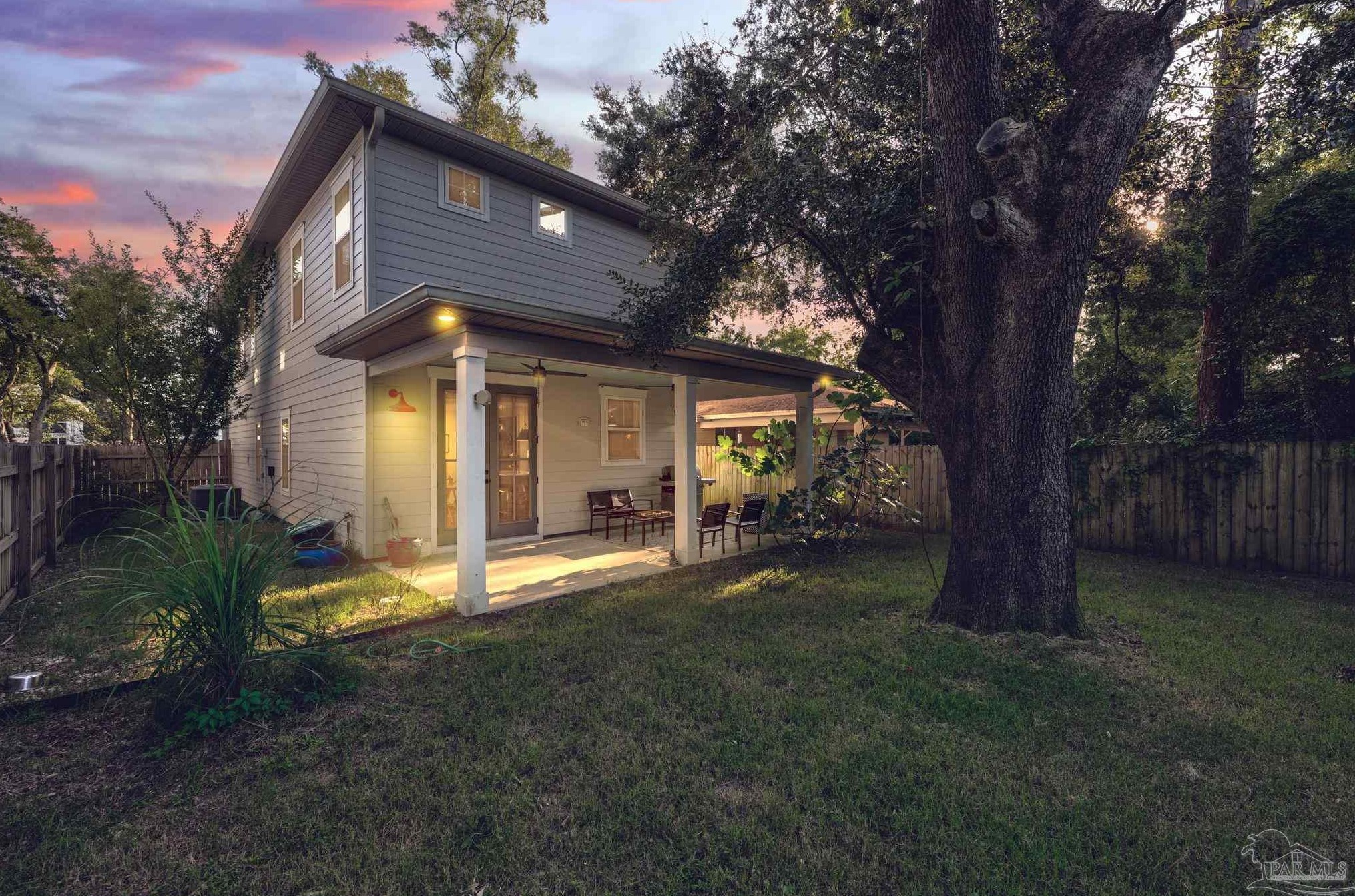 1120 Hayes St, Pensacola, FL 32503-1126