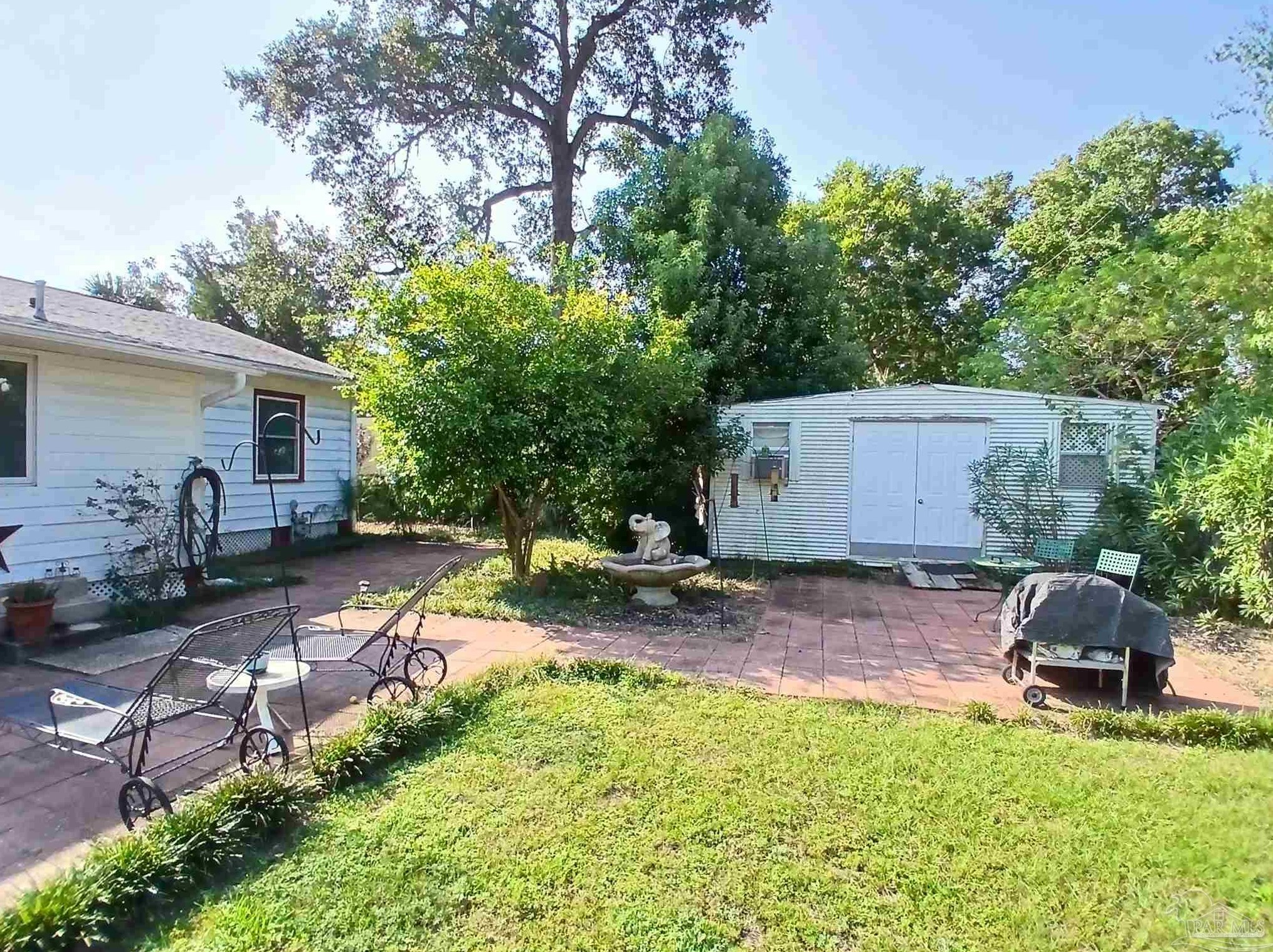 111 Se Syrcle Dr, Pensacola, FL 32507