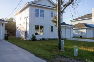 5713 Dune Ave, Pensacola, FL 32507 - Photo 2