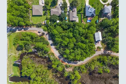 7924 Newport St, Navarre, FL 32566 - Photo 12