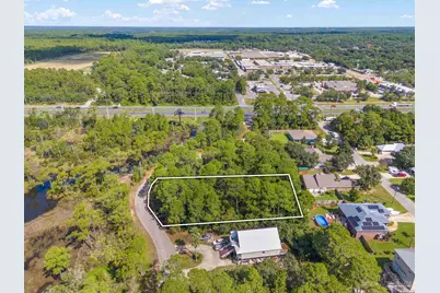 7924 Newport St, Navarre, FL 32566 - Photo 10