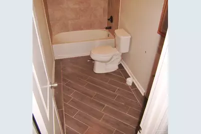 420 Deerfoot Ln, Cantonment, FL 32533 - Photo 8