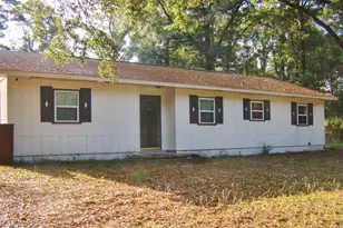 420 Deerfoot Ln, Cantonment, FL 32533 - Photo 1