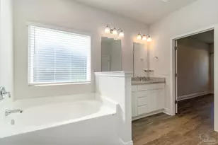 8094 Majestic Cypress Dr, Milton, FL 32583 - Photo 28