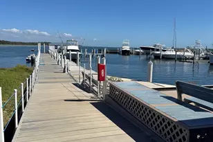 300 Pensacola Beach Rd, Gulf Breeze, FL 32561 - Photo 4