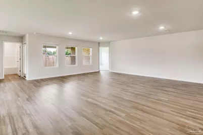 2831 Chevy Cir, Pace, FL 32571 - Photo 4