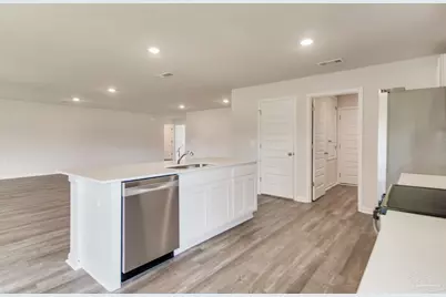 2831 Chevy Cir, Pace, FL 32571 - Photo 6