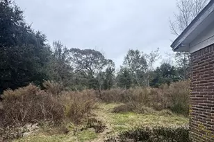 9985 Paws Rd, Milton, FL 32570 - Photo 8