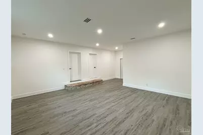 4731 Live Oak Ln, Pace, FL 32571 - Photo 10