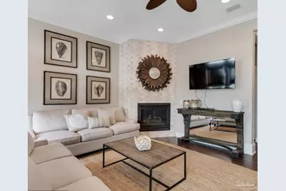 1452 Homeport Dr, Navarre Beach, FL 32566 - Photo 4