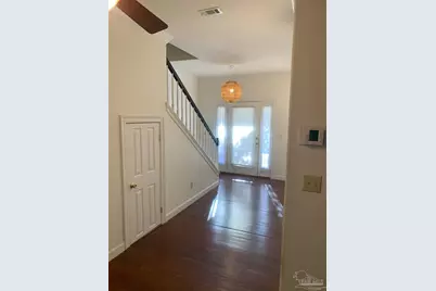 6148 The Oaks Ln #B, Pensacola, FL 32504 - Photo 2