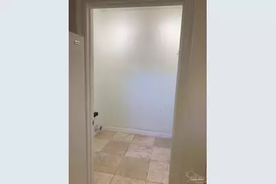 6148 The Oaks Ln #B, Pensacola, FL 32504 - Photo 16