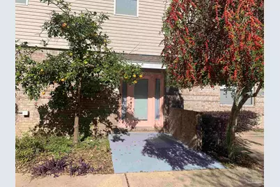 6148 The Oaks Ln #B, Pensacola, FL 32504 - Photo 1