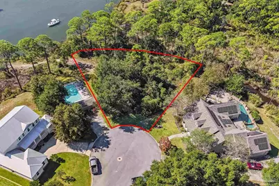 16299 Narwhal Dr, Pensacola, FL 32507 - Photo 6