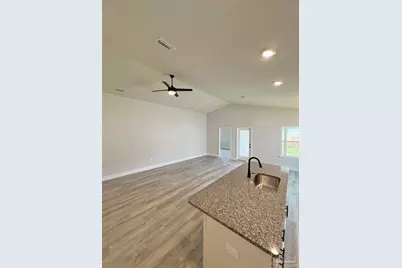 927 Pine Top Ln #6B, Cantonment, FL 32533 - Photo 4