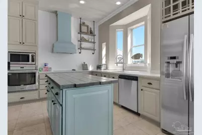 1315 Ariola Dr, Pensacola Beach, FL 32561 - Photo 4