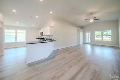 935 Pine Top Ln #8B, Cantonment, FL 32533 - Photo 2