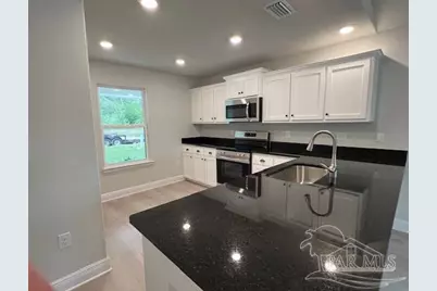 994 Brimwood Cir #29A, Cantonment, FL 32533 - Photo 2