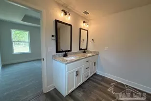 1002 Brimwood Cir, Cantonment, FL 32533 - Photo 8