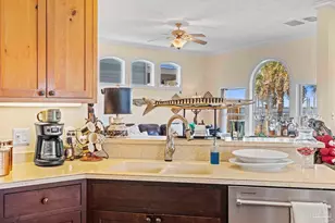 5460 N Shore Rd, Pensacola, FL 32507 - Photo 14